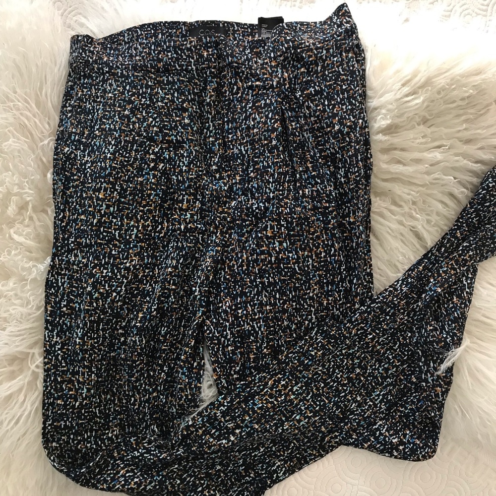 COS Digital print pants - Picture 3 of 6